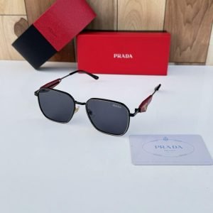 Pra_da_119_black
