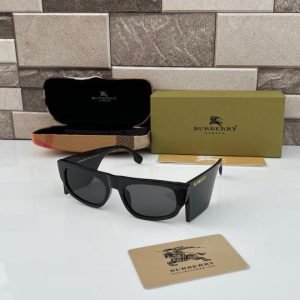 Burbe_rry_6148_black